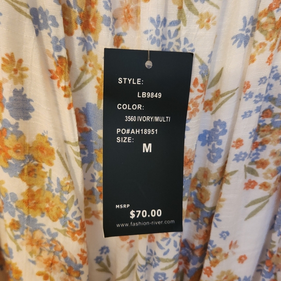 Floral Print Maxi Dress - Picture 4 of 11